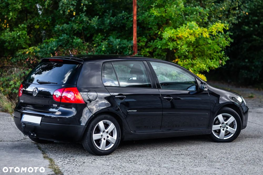 Volkswagen Golf 1.9 TDI United - 14