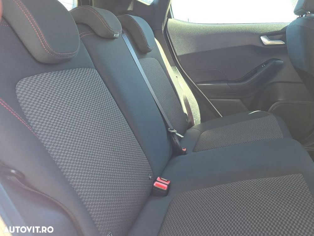 Ford Fiesta - 18