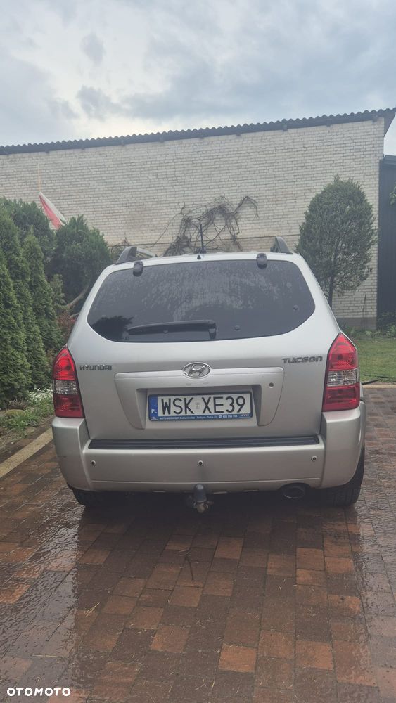 Hyundai Tucson 2.0 Comfort 2WD - 3