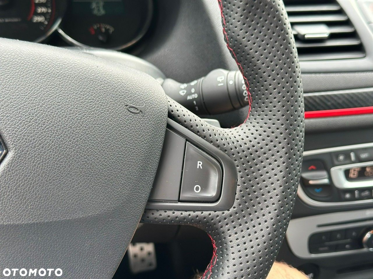 Renault Megane TCe 250 Coupe Sport - 21