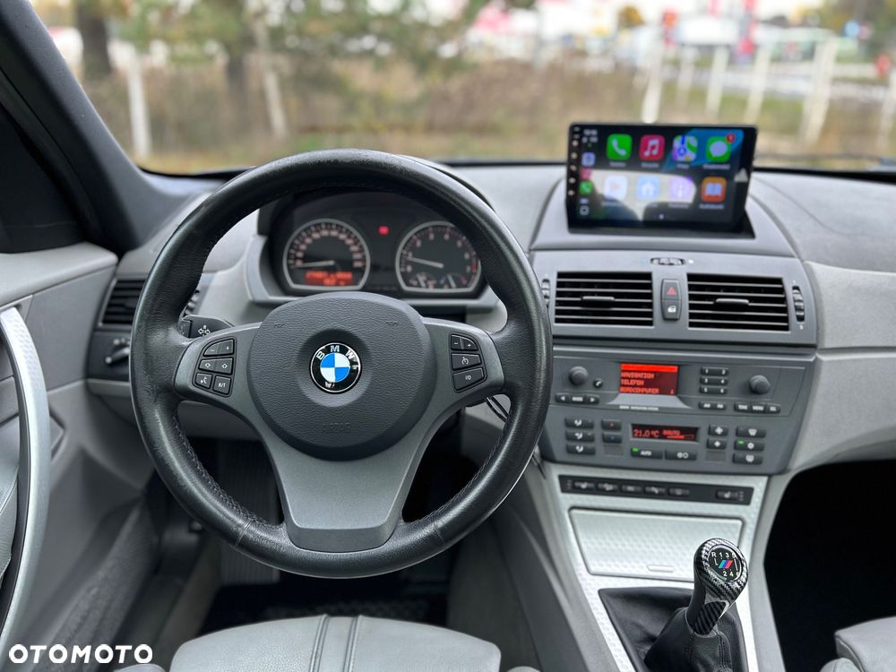 BMW X3 3.0i - 18