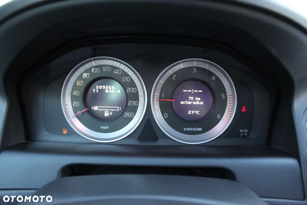 Volvo XC 60 D4 Edition Pro - 35