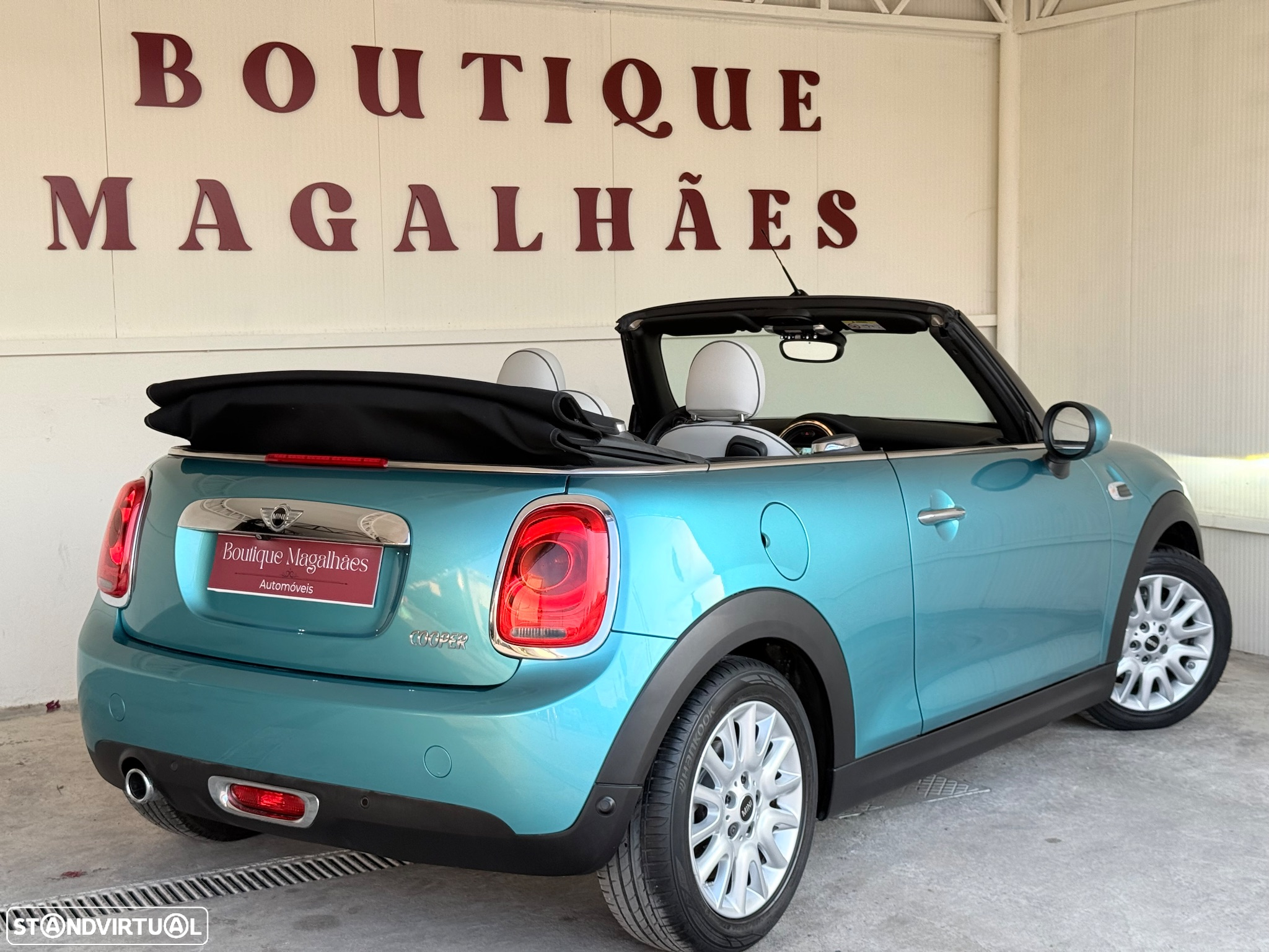 MINI Cabrio Cooper Auto. Essential - 19