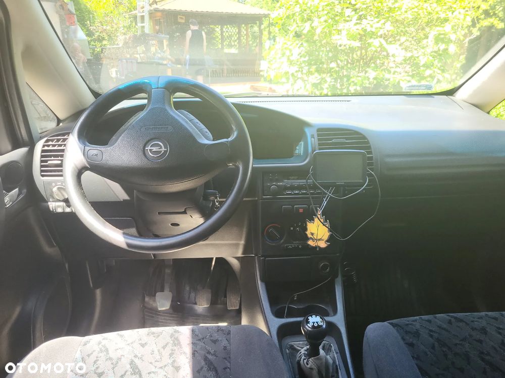 Opel Zafira 2.0 DTI Njoy - 6