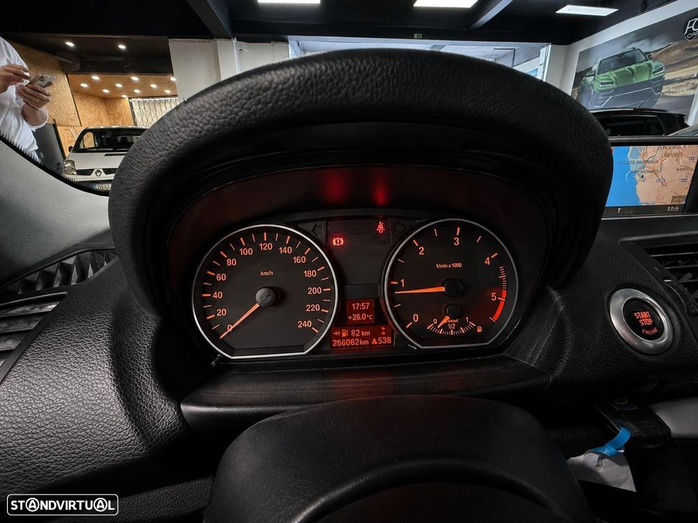 BMW 118 d - 4