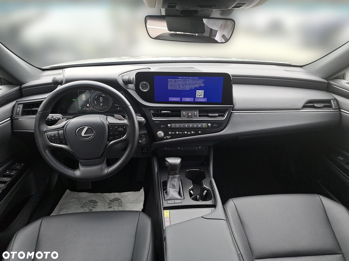 Lexus ES - 10