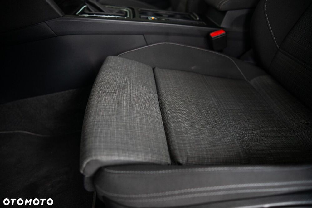 Volkswagen Passat Variant 1.5 TSI EVO Business DSG - 29