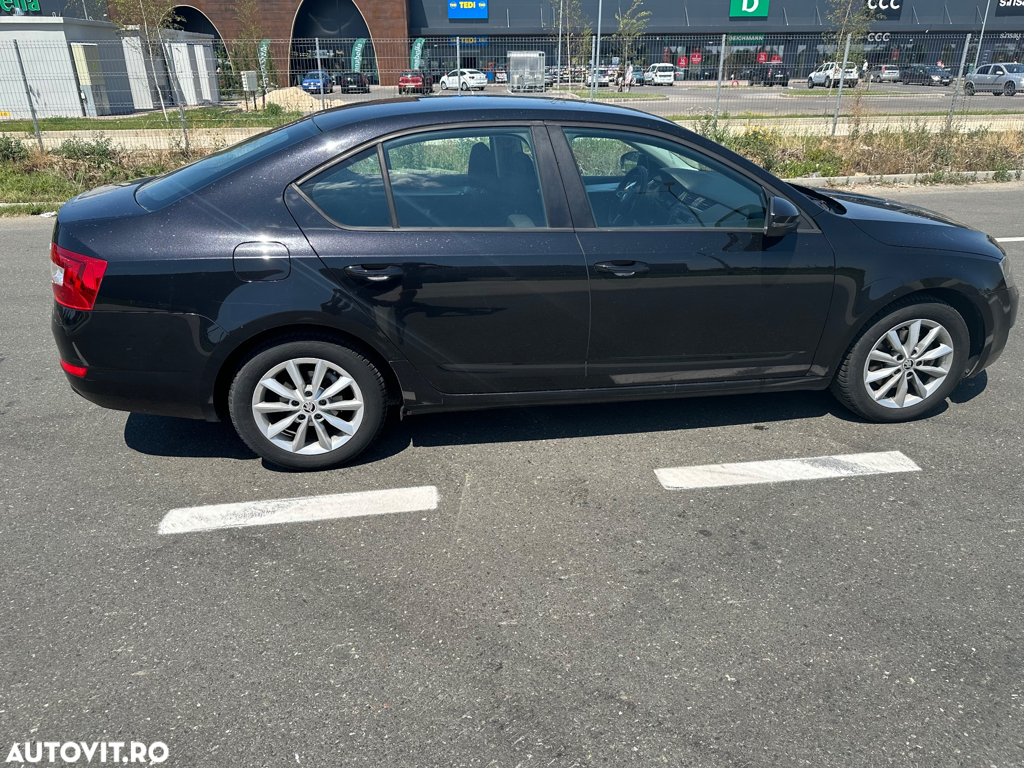 Skoda Octavia 2.0 TDI AMBITION DSG - 5