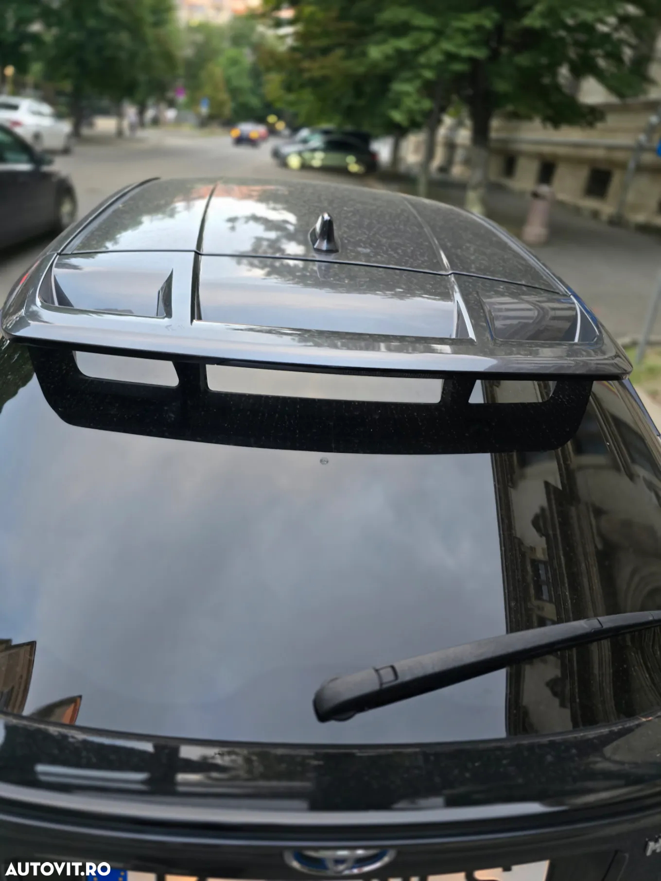 Toyota C-HR 1.8 Hybrid Team Deutschland - 8