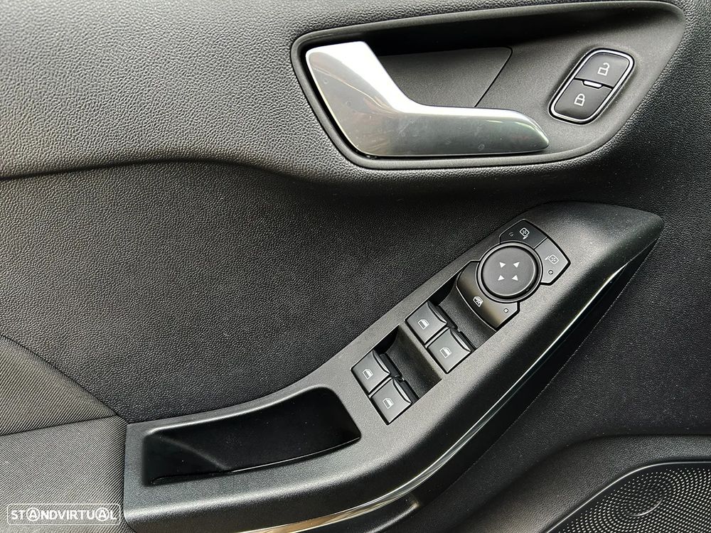 Ford Fiesta 1.0 EcoBoost ST-Line - 21
