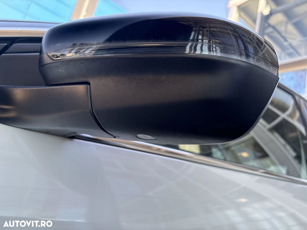 Peugeot 3008 PureTech 180 Stop & Start GPF EAT8 GT - 11