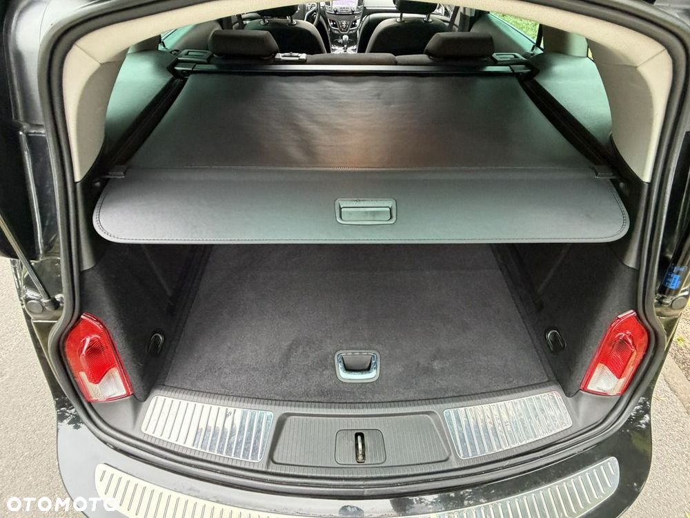 Opel Insignia - 27