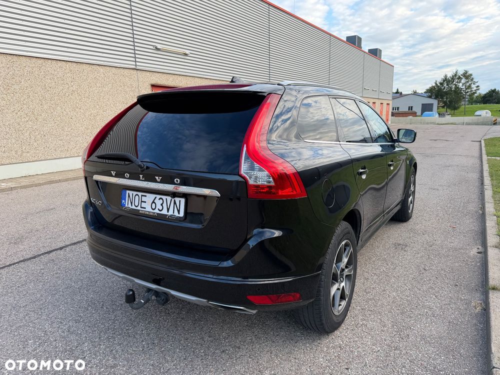 Volvo XC 60 D3 Drive-E Ocean Race - 25