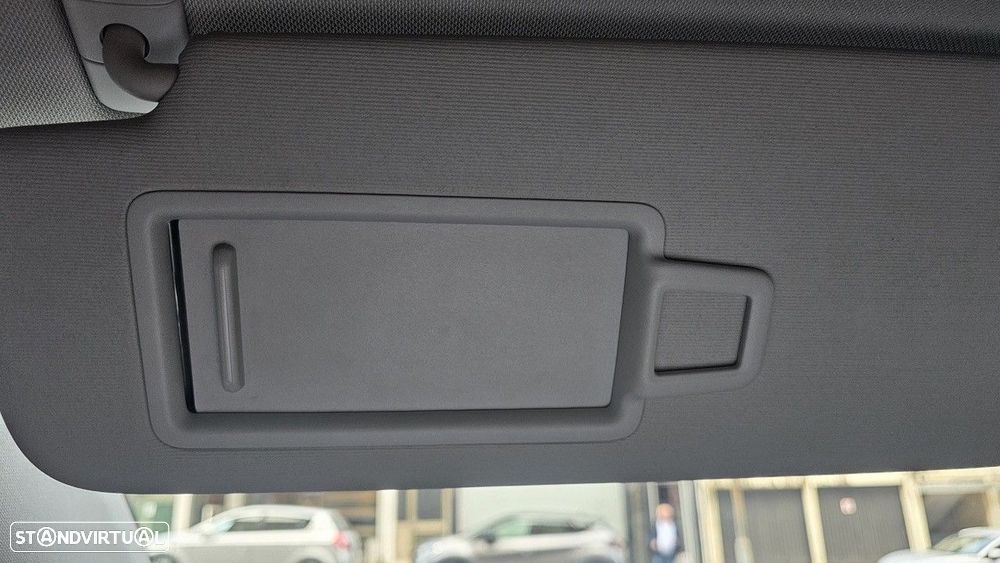 VW Golf 1.6 TDI Confortline - 27