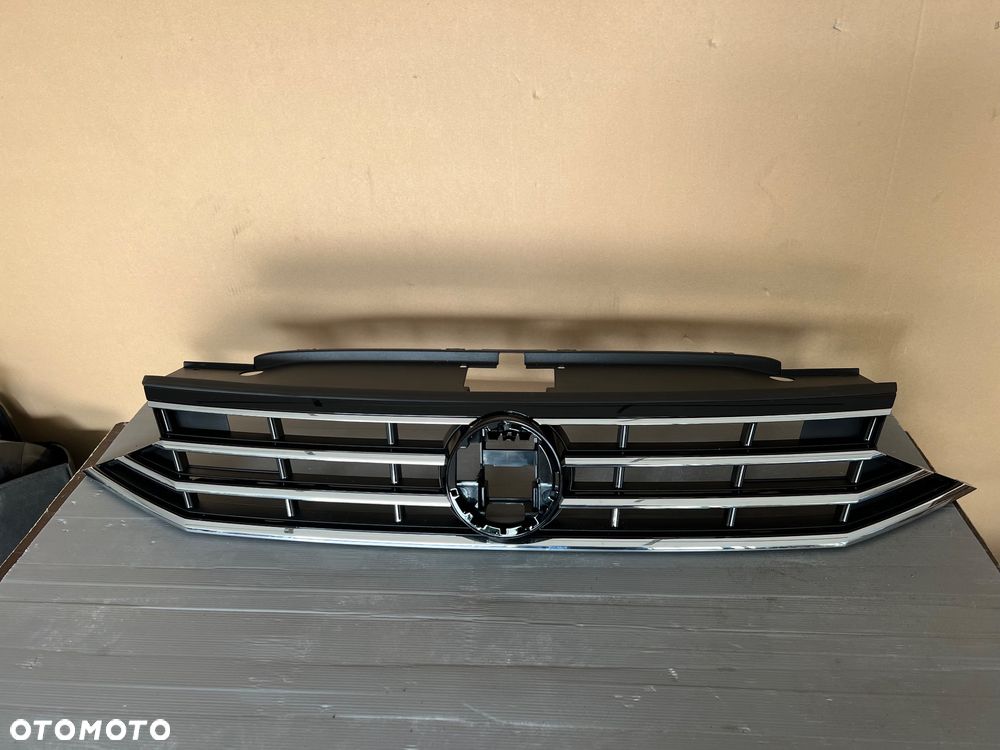 ATRAPA PRZÓD GRILL VW PASSAT B8 LIFT - 2