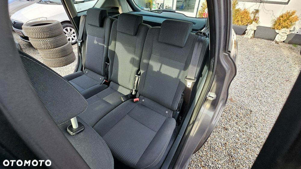 Ford C-MAX - 21