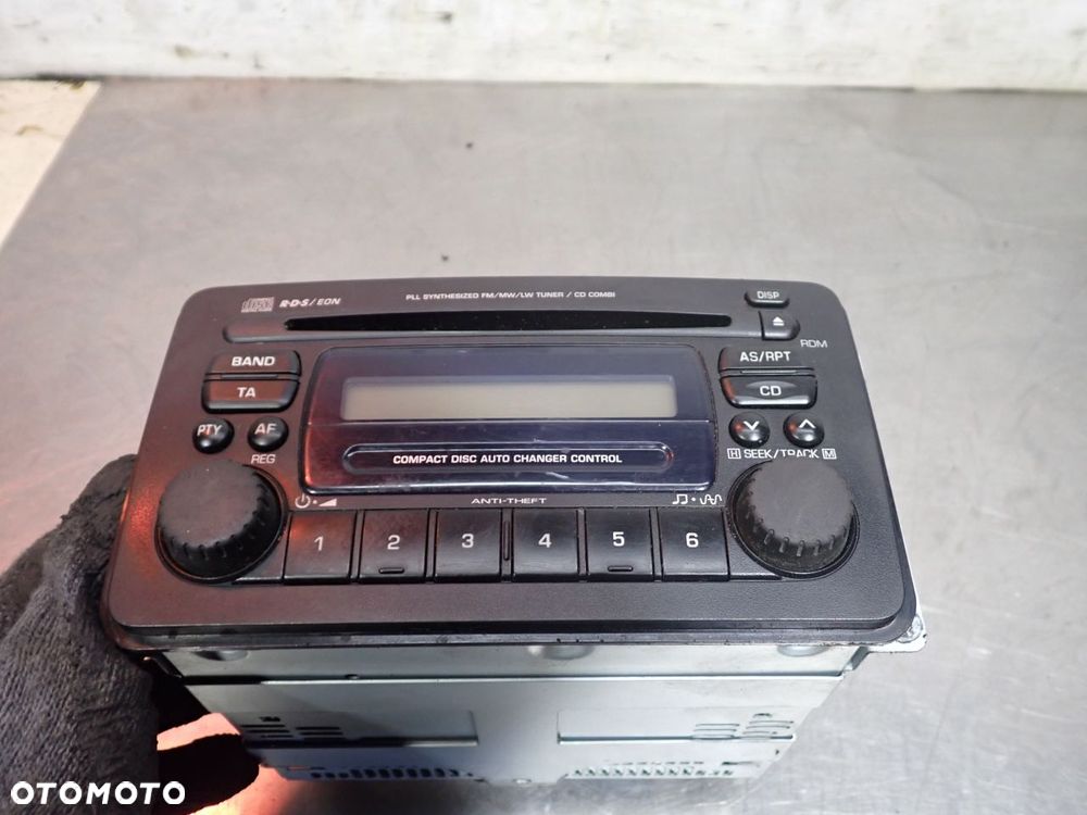 RADIO SUZUKI JIMNY III - 8