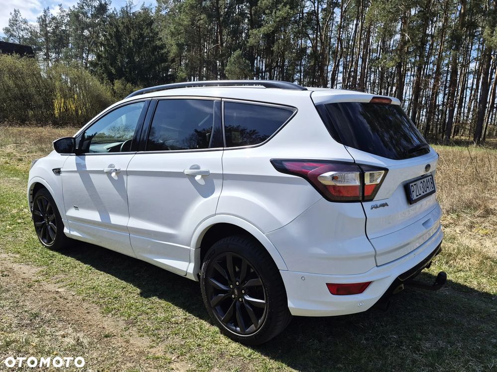 Ford Kuga 2.0 TDCi 4x4 ST-Line - 23