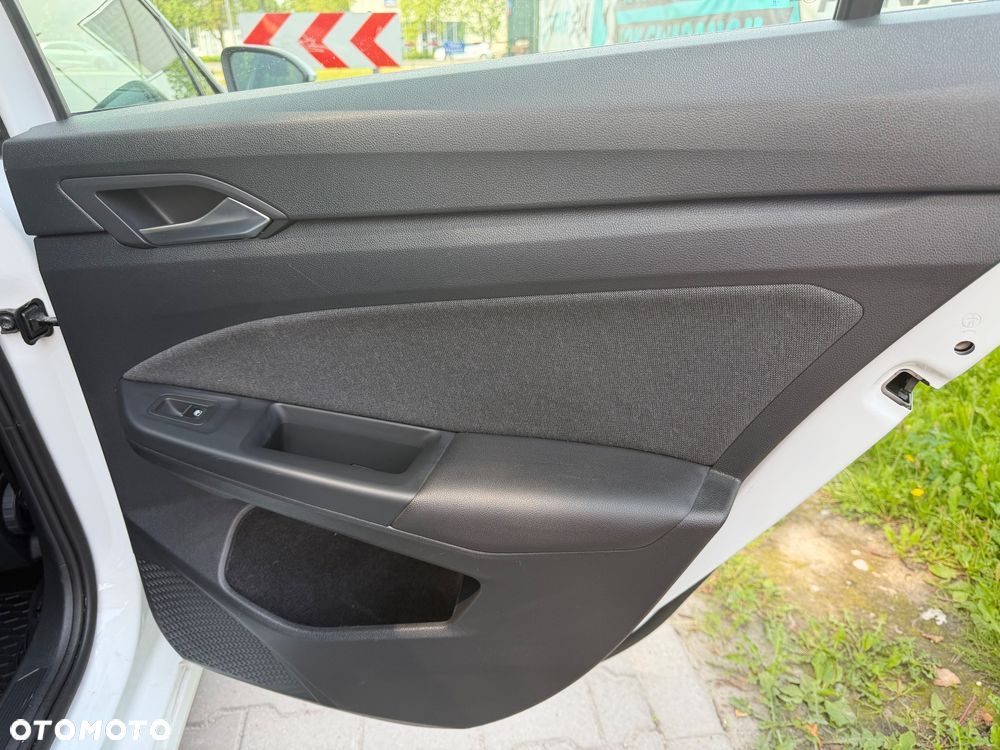 Volkswagen Golf 1.5 TSI EVO Life - 30