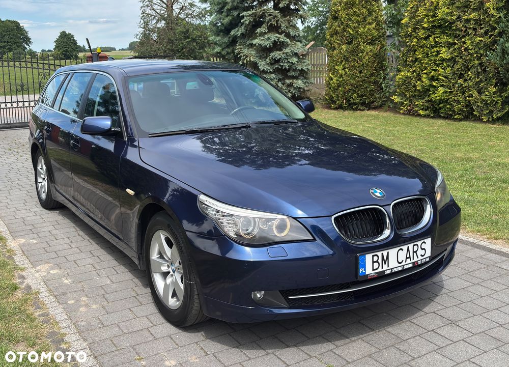 BMW Seria 5 520d - 24