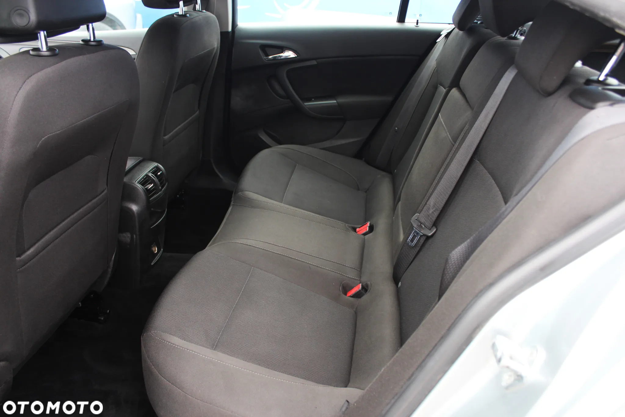 Opel Insignia 2.0 CDTI - 12