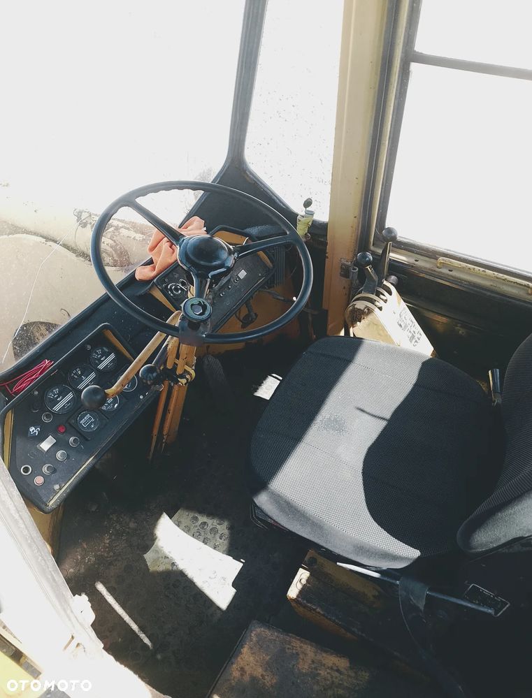 Clark 75C - 11