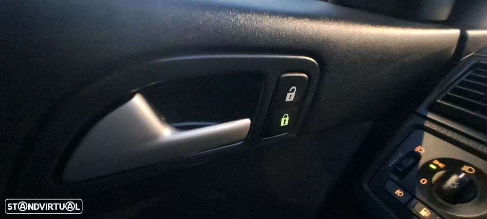 Volvo V50 1.6 D Nível 3 - 35