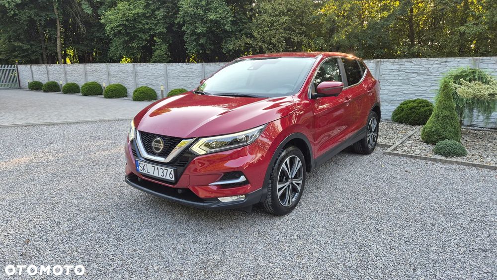 Nissan Qashqai 1.3 DIG-T N-Connecta DCT - 1
