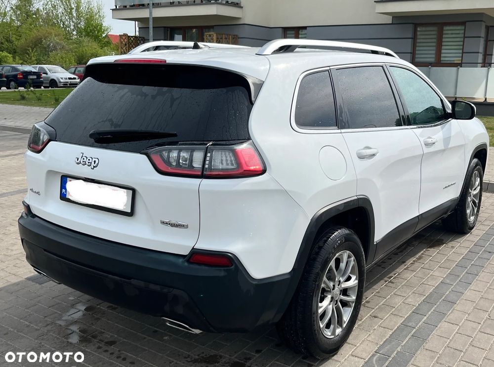 Jeep Cherokee - 2