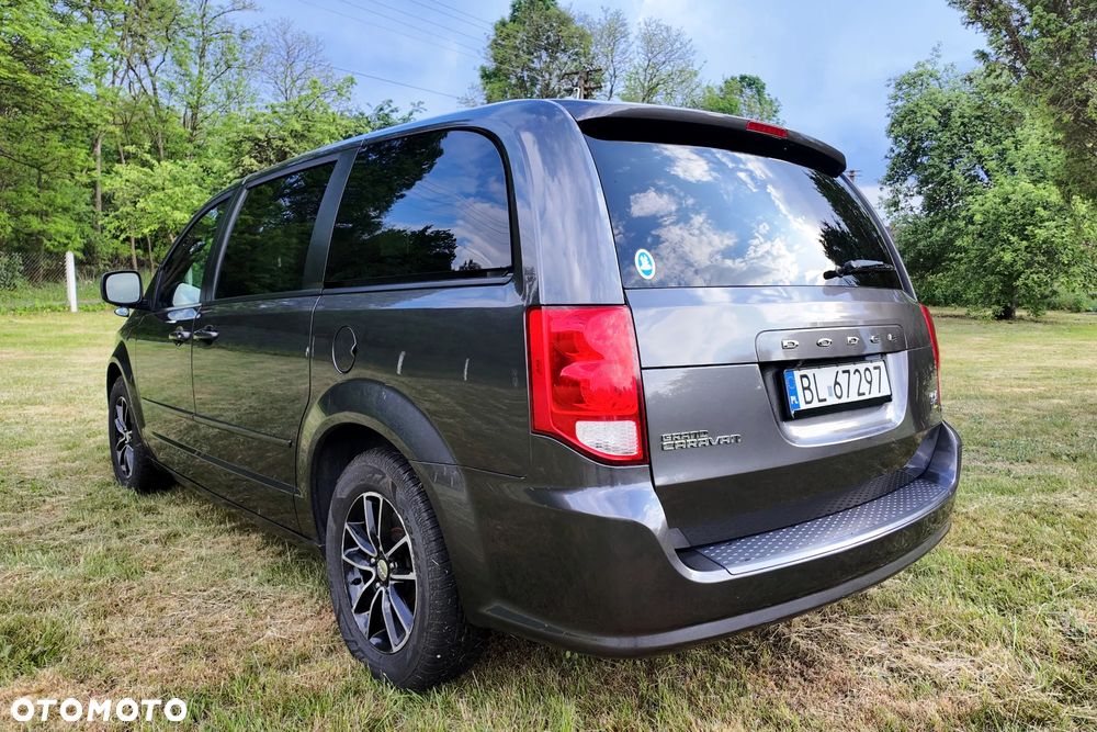 Dodge Grand Caravan - 7