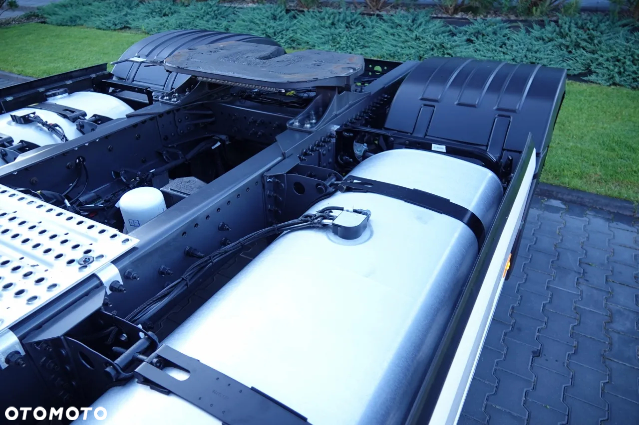 Volvo FH 500 / XXL / I-SAVE / KLIMA POSTOJOWA / NOWY MODEL  / PO KONTRAKCIE SERWISOWYM - 11