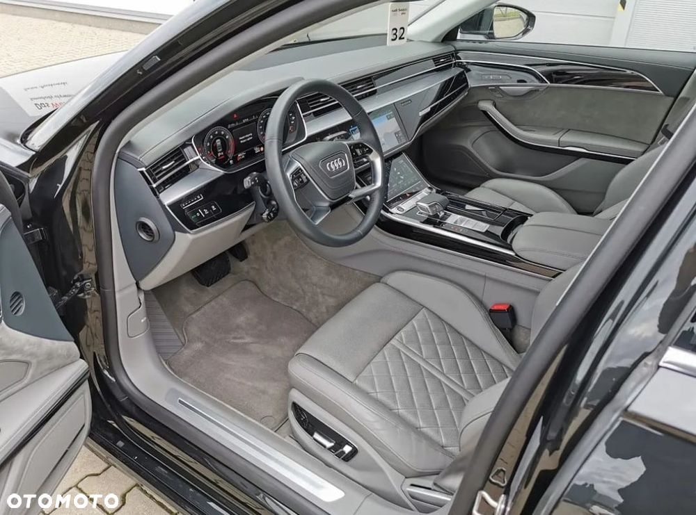 Audi A8 55 TFSI mHEV Quattro Tiptr - 12