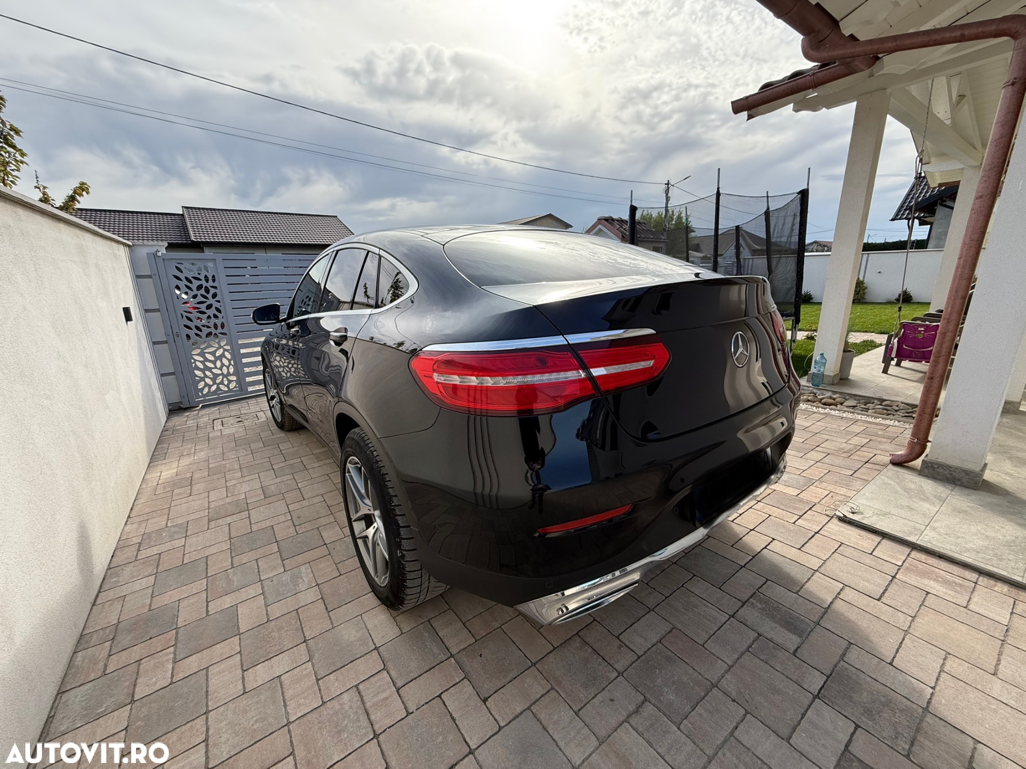 Mercedes-Benz GLC Coupe 220 d 4Matic 9G-TRONIC - 12
