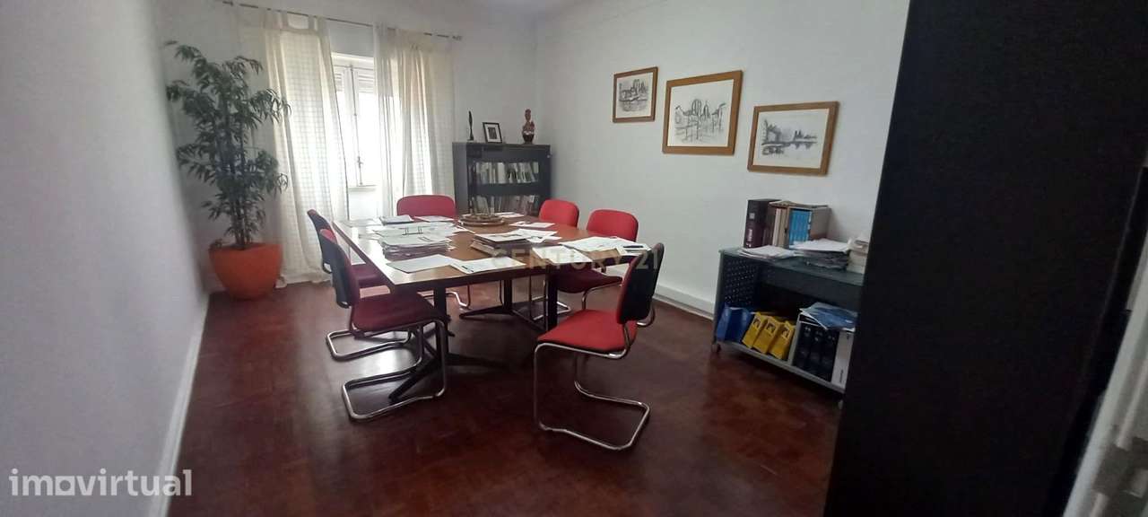 Arrendamento - Escritório - Avenida Elias Garcia - Lisboa - Grande imagem: 2/27