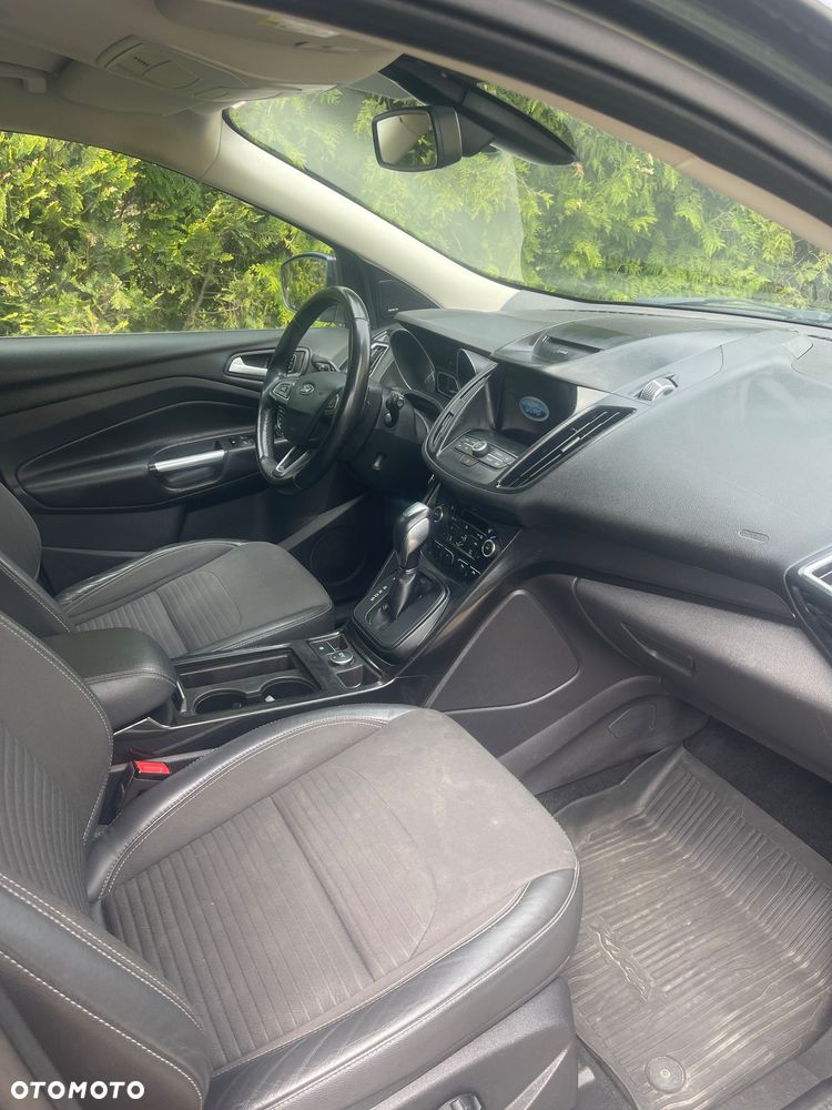 Volkswagen Golf - 11