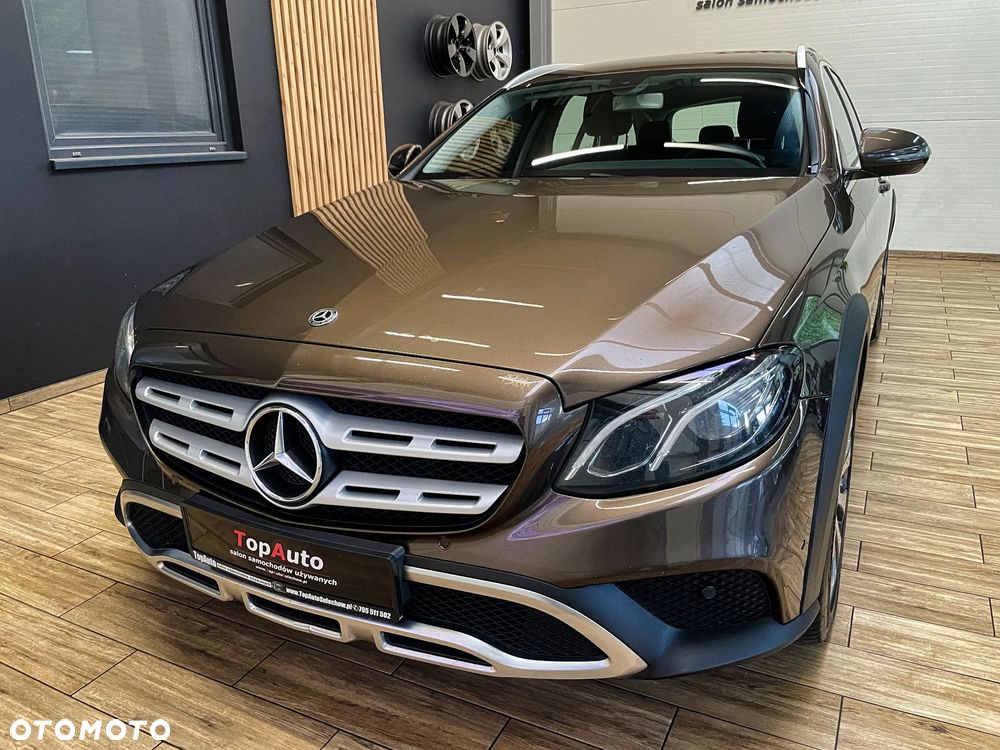 Mercedes-Benz Klasa E 220 d 4-Matic 9G-TRONIC - 14