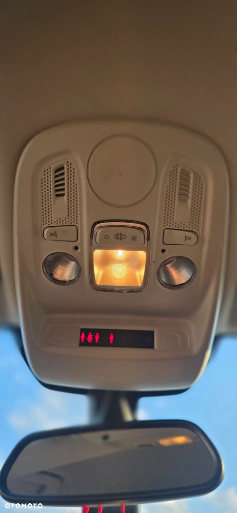 Citroën C4 1.6 HDi Attraction - 25