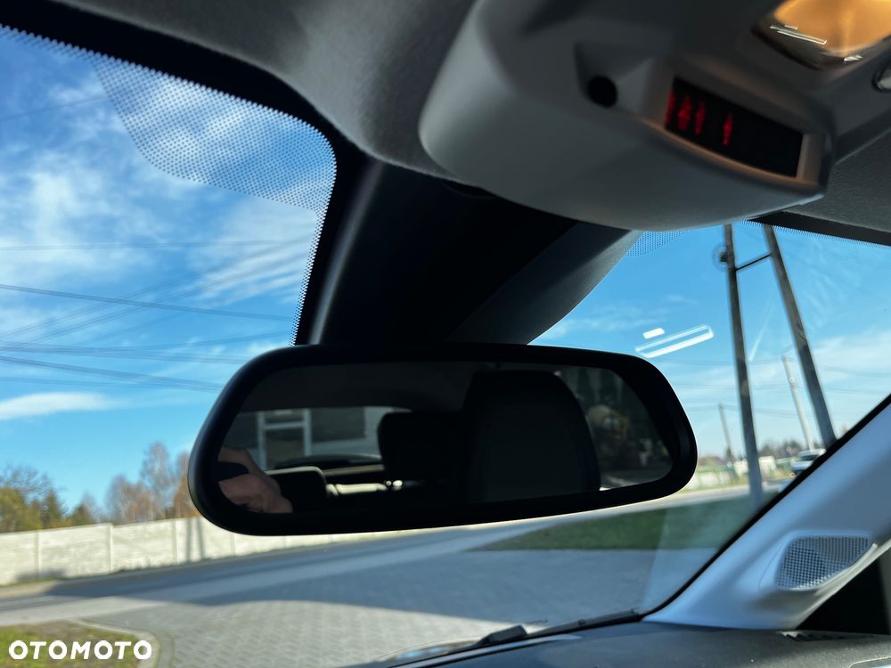 Peugeot 208 PureTech 100 EAT8 Active - 34