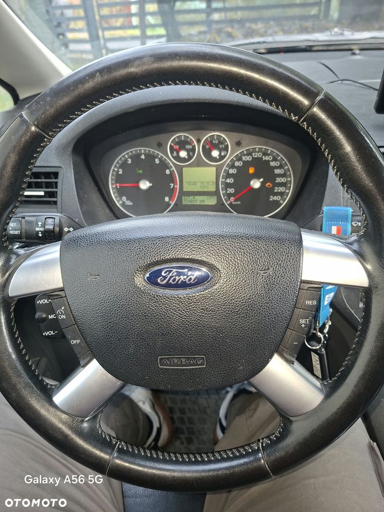 Ford Focus C-Max 2004 photo 4