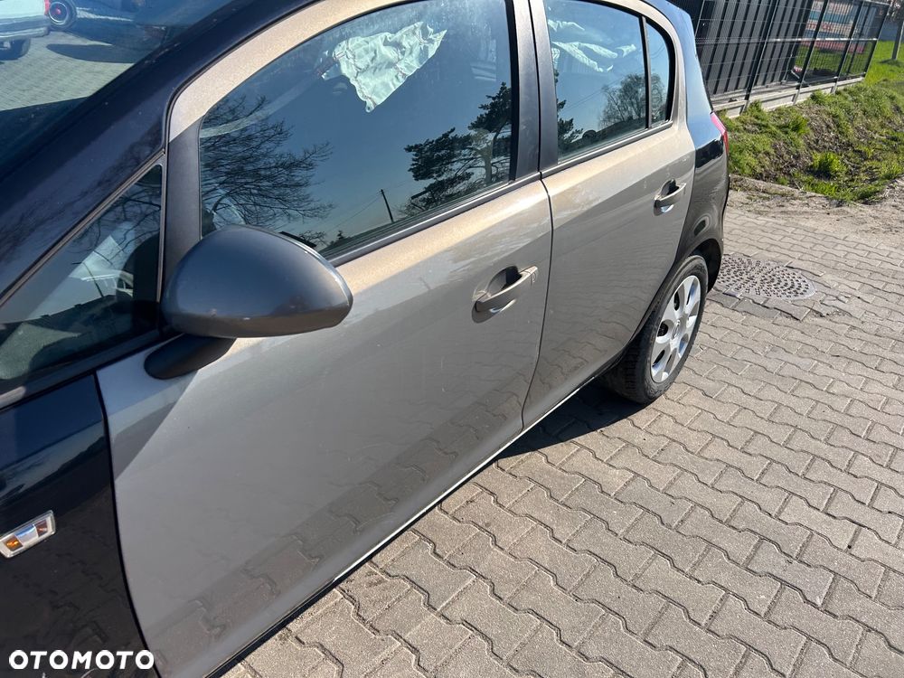 Opel Corsa - 20
