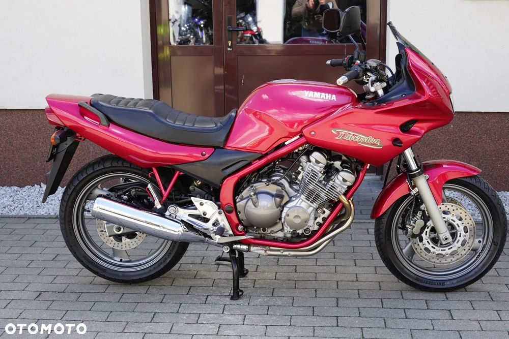 Yamaha XJ - 3