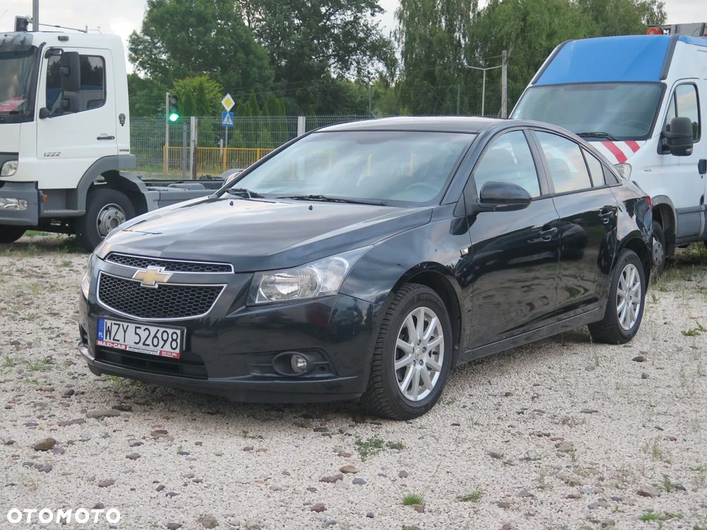 Chevrolet Cruze 1.6 LS - 1