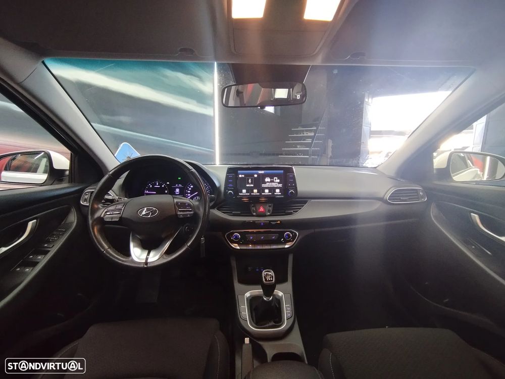 Hyundai i30 SW 1.6 CRDi Style - 14