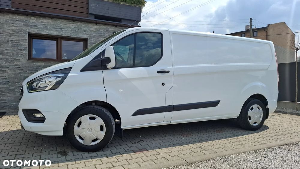 Ford TRANSIT CUSTOM - 3