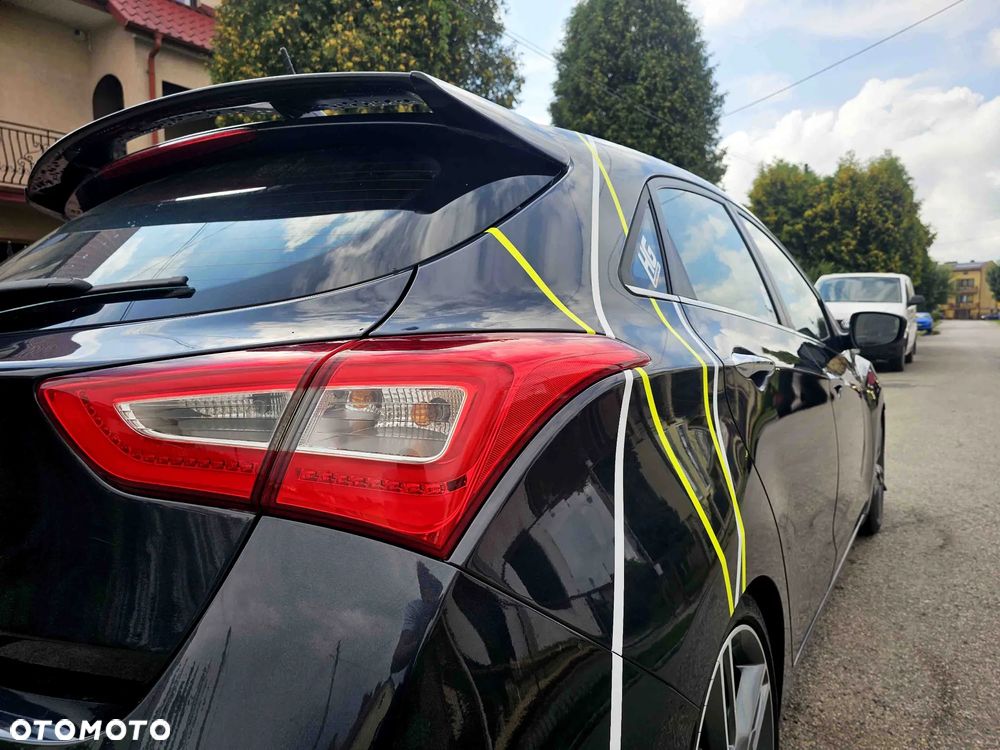 Hyundai i30 1.6 T GDI Turbo - 8