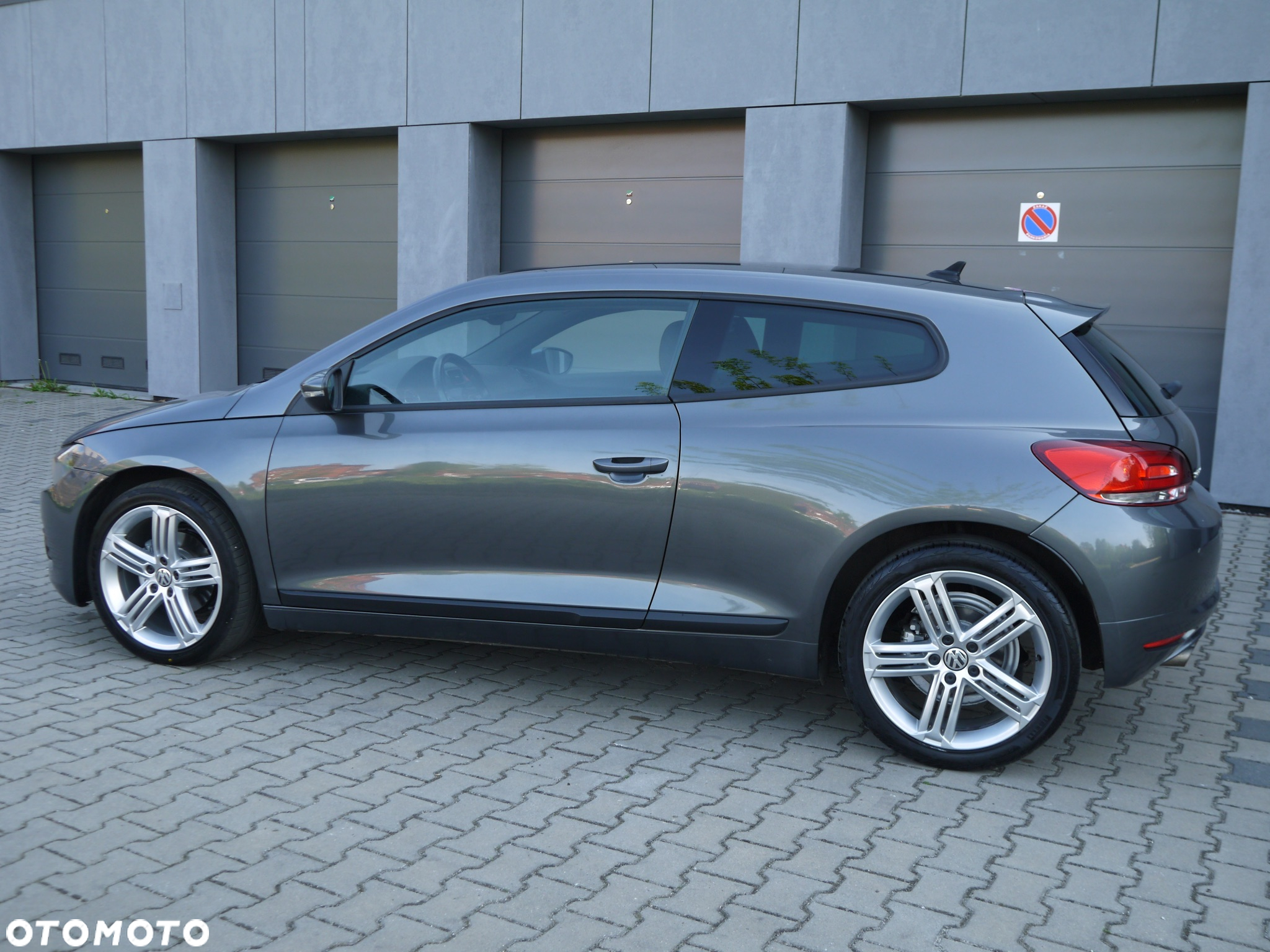 Volkswagen Scirocco 2.0 TDI - 2