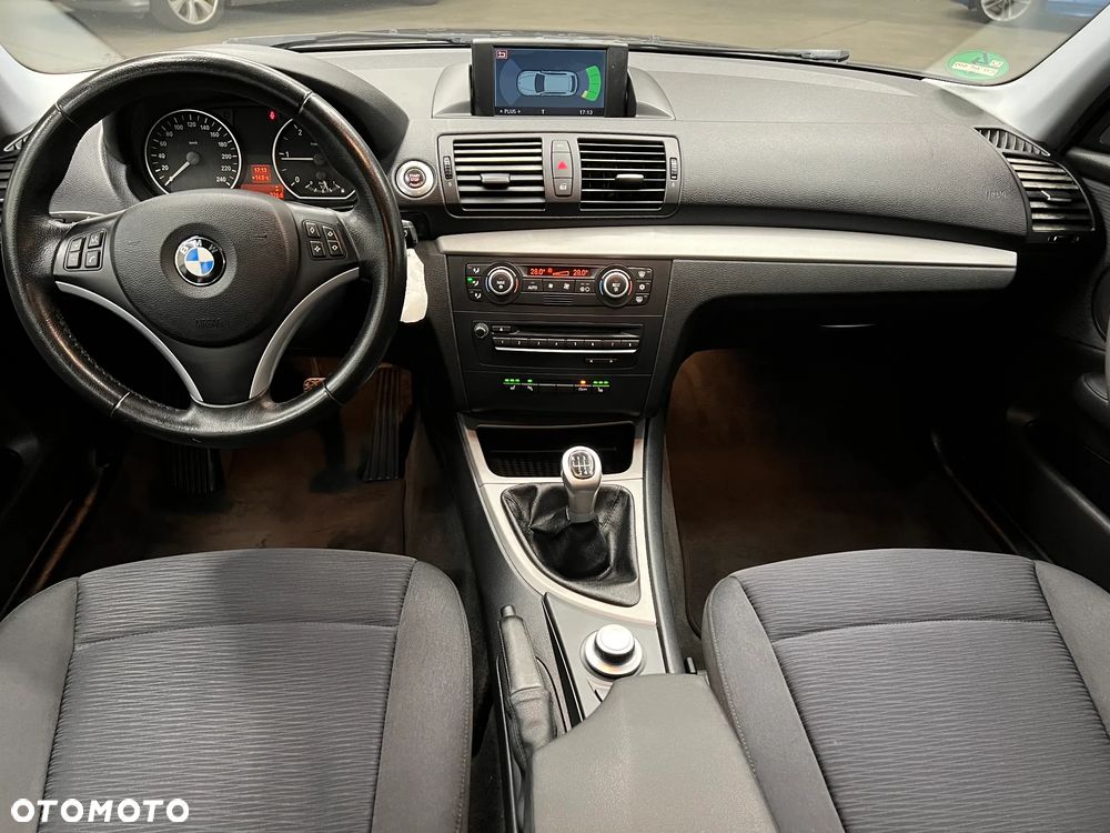 BMW Seria 1 118d DPF Edition Lifestyle - 35