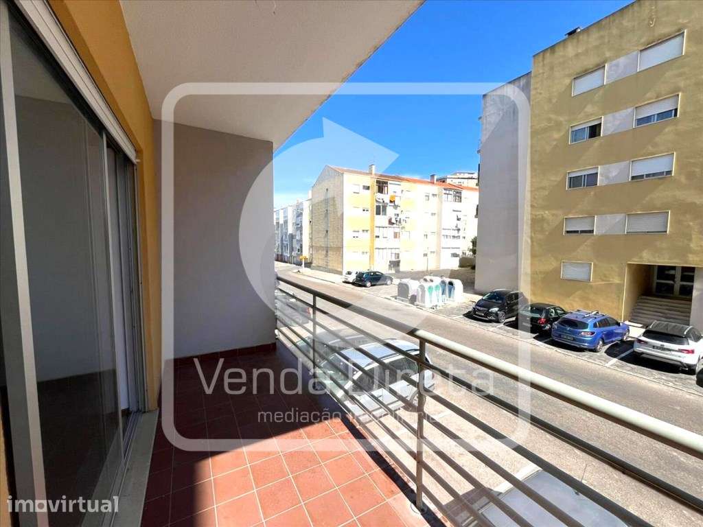 Apartamento T3 com 144² no Alto do Seixalinho | Perto da Estação Fe... - Grande imagem: 2/22