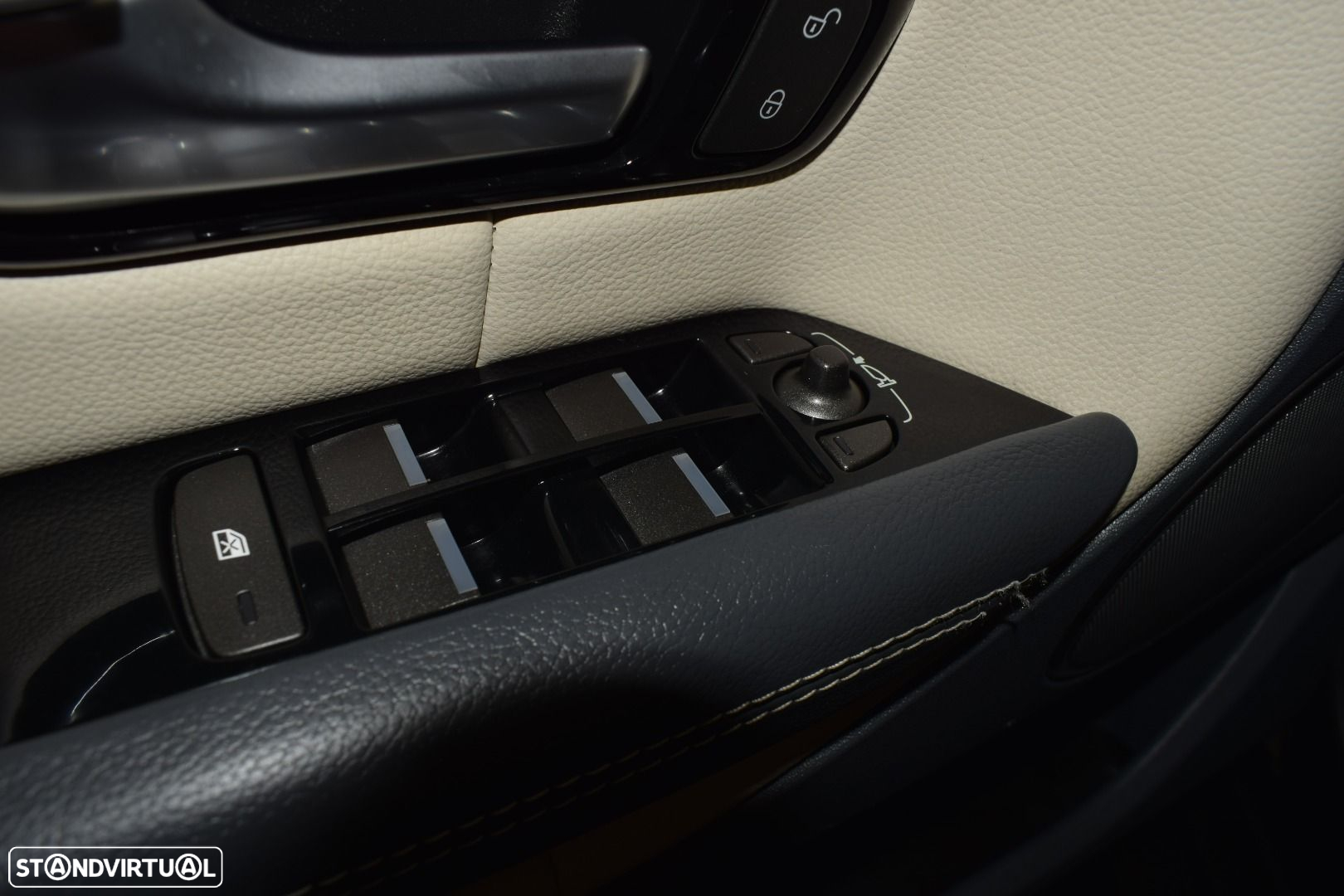 Land Rover Range Rover Evoque 2.0 TD4 HSE Dynamic Auto - 25