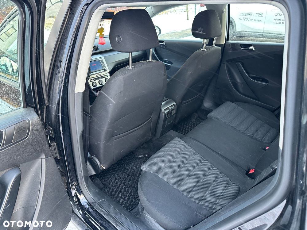 Volkswagen Passat 2.0 TDI DPF Individual - 13